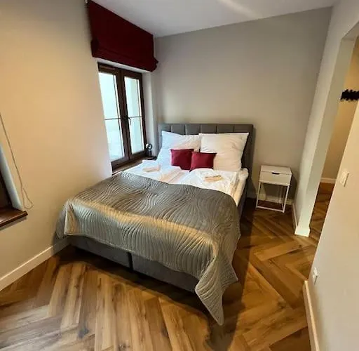 C4 Podgrzewany Basen Sauna, Nowy Revist Szklarska شقة